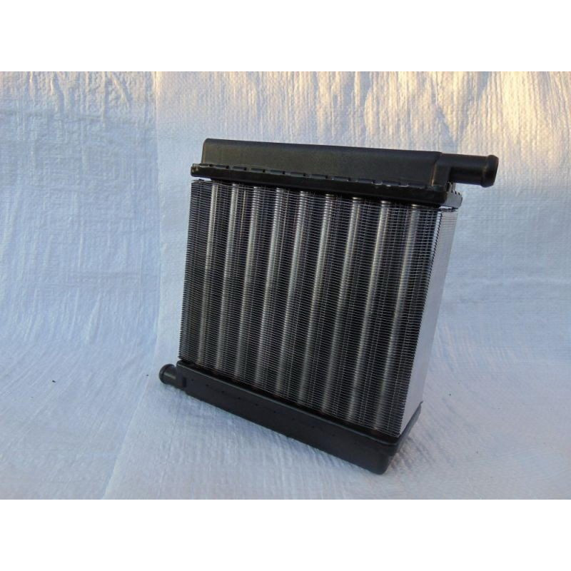 Радіатор опалення МТЗ (209х186х76) 41.035.1013010