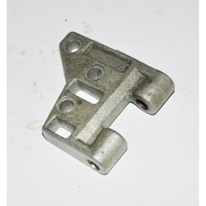 А 37.03.031 Б Петля рамки бічній КК МТЗ (Білорусь, ВЗТЗЧ)