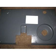 Капот з вирізом Т-150 150.47.019