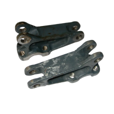 Кронштейн бугеля лівий Т-150 151.56.176-3