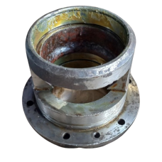 Стакан підшипників (ЮМЗ, Д-65) лівий 36-2403043-А