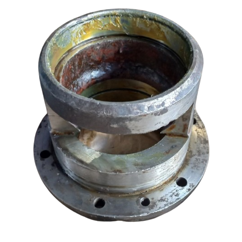 Стакан підшипників (ЮМЗ, Д-65) лівий 36-2403043-А