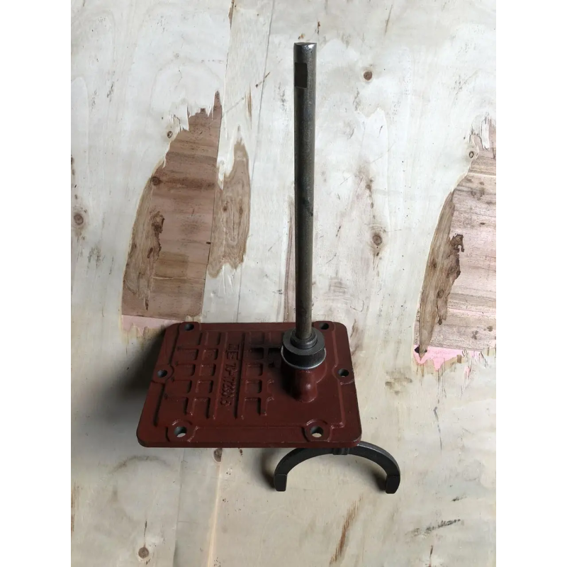 Кришка керування редуктором МТЗ 70-1723015