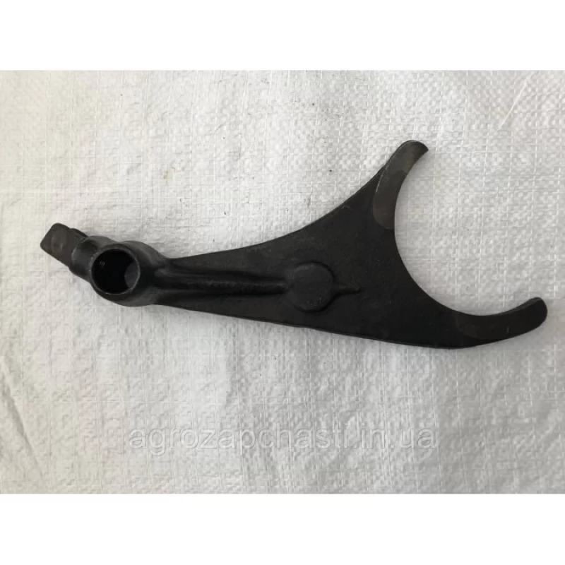 Вилка увімкнення заднього ходу Т-150 КПП 151.37.228-2