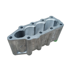 Кришка нижня гідророзподільника Р-80 трисекційна (праска) Р75-3-023 (нового зразка)