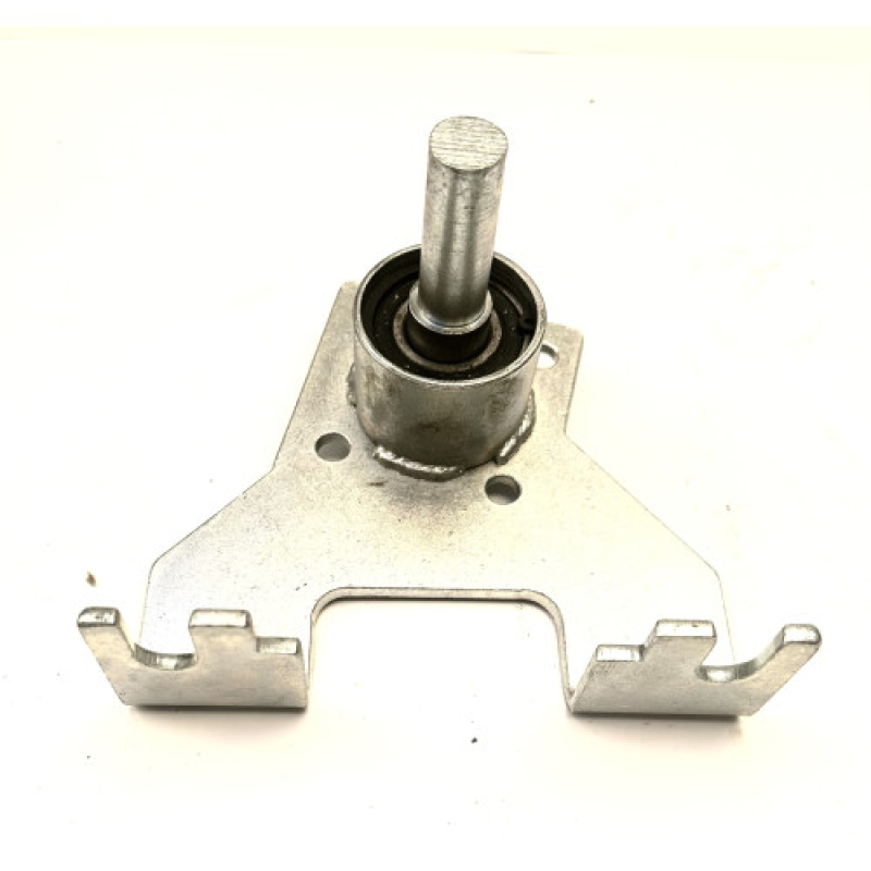 Кронштейн (стакан) привода насос-дозатора Т-40