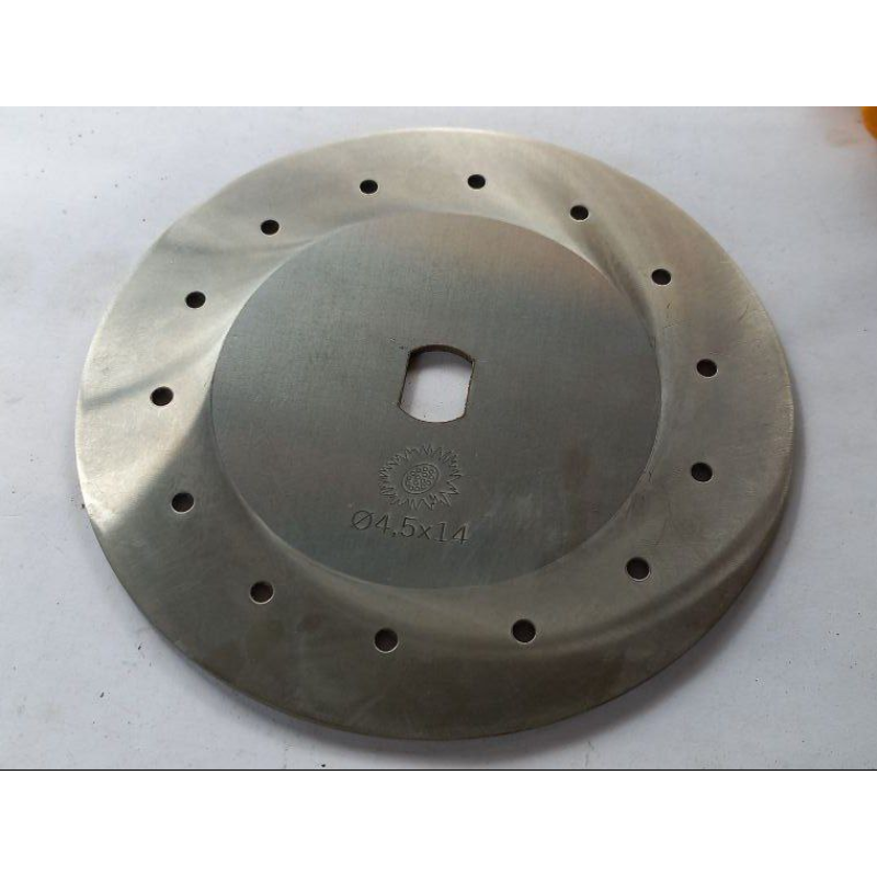 Диск висівний сівалки СУПН 4,5×14 цілісний, нержавіюча сталь