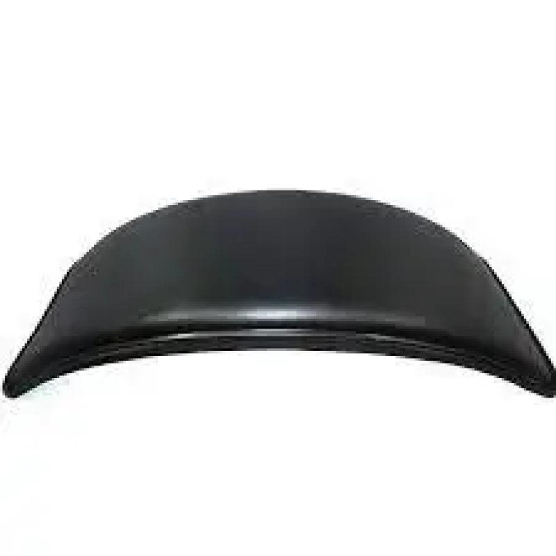 1221-8403101 Крило переднє пластик на трактор МТЗ з балковим мостом МТЗ-1221